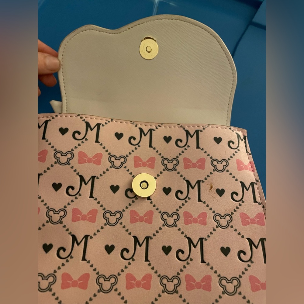 Disney Minnie Mouse Pink and Cream Monogram Handbag Danielle Nicole - Picture 4 of 5